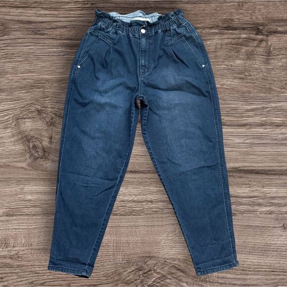 Vintage America Levi's Dark Blue Paper Bag Waist  Jeans - Picture 1 of 6